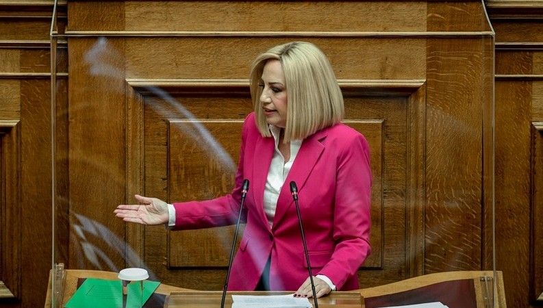Η Φώφη Γεννηματά ζήτησε συζήτηση στη Βουλή για τα προβλήματα που δημιουργεί η πανδημία