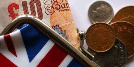 Σε ύφεση η βρετανική οικονομία, μείωση ΑΕΠ 20,4% το δεύτερο τρίμηνο