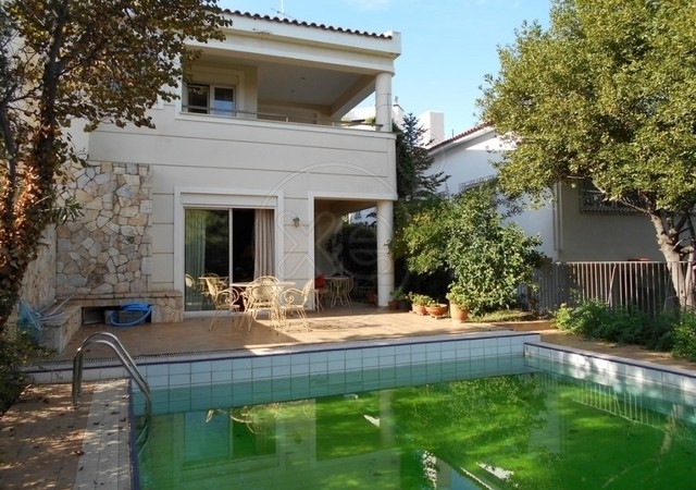 Τυχεροί ως συνήθως οι πλούσιοι!