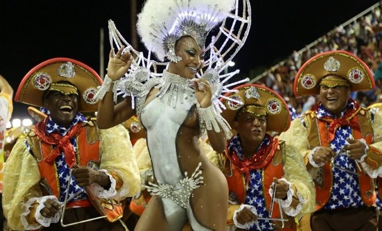 Ο κορωνοϊός εμπόδιο στο καρναβάλι του Ρίο ντε Ζανέιρο