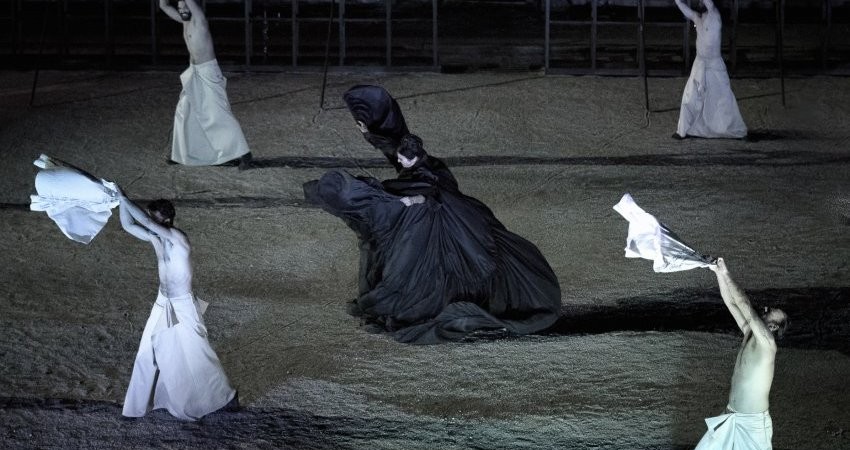 Το Εθνικό Θέατρο παρουσιάζει ΑΙΣΧΥΛΟΥ ”ΠΕΡΣΕΣ”