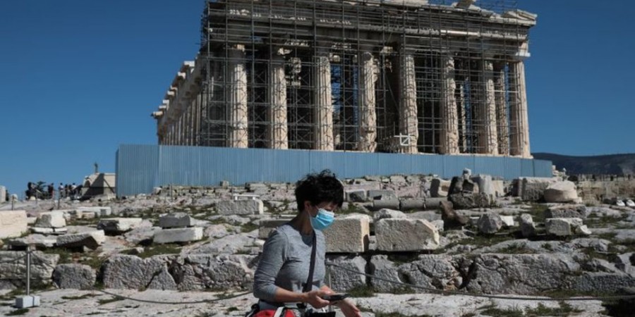 Τουριστικά έσοδα: Η «σούμα του Αυγούστου» και  το ανάχωμα της TUI