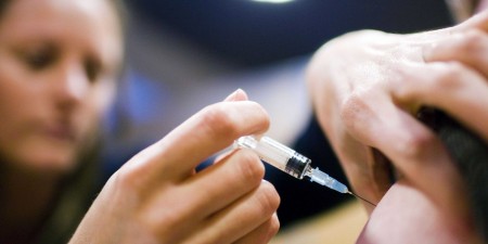 Κρίσιμος εφέτος ο ρόλος των εμβολιασμών