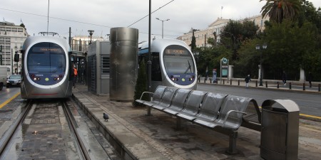 Ξεκινούν και πάλι τα δρομολόγια του Τραμ προς και από το Σύνταγμα