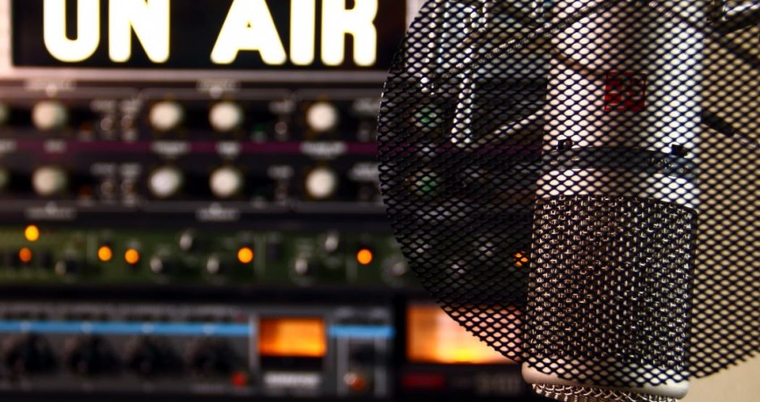 Από την παράδοση του Ραδιοφωνικού Θεάτρου στο σύγχρονο… Radio Plays