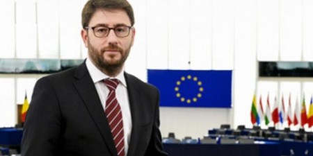 Νίκος Ανδρουλάκης: «Η TUI πήρε 3 δις ενισχύσεις από τη Γερμανία, αλλά δεν πληρώνει τους Έλληνες ξενοδόχους»