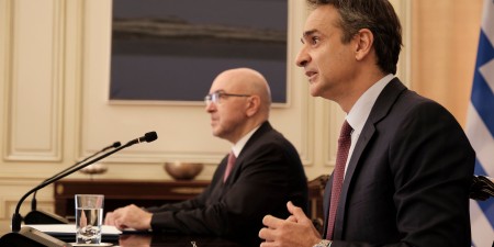 Μητσοτάκης: «Η απόφαση της Volkswagen να έρθει στην Ελλάδα αποτελεί επίσης ψήφο εμπιστοσύνης στις αναπτυξιακές προοπτικές της Ελλάδας»