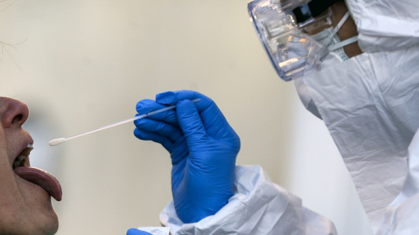 Τι προβλέπεται για το πλαφόν στα τεστ