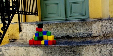 Ένα πρόγραμμα διαπαιδαγώγησης, απασχόλησης και φροντίδας για τους Βρεφονηπιακούς Σταθμούς της Ελλάδας