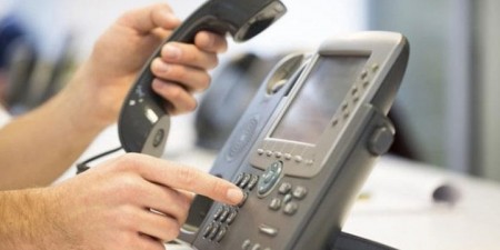 Δήμος Αθηναίων: Γραμμές ψυχολογικής – κοινωνικής υποστήριξης, πρώτης ιατρικής βοήθειας, εργασιακών θεμάτων