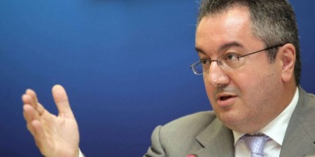 Ηλίας Μόσιαλος: Εμβόλια και μεταλλάξεις του κορωνοϊού