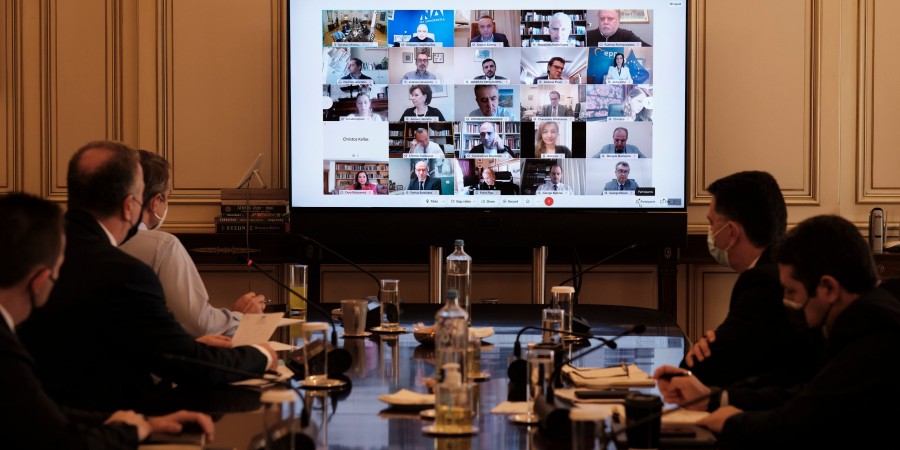 Μητσοτάκης προς τους Βουλευτές της ΝΔ:  «Μόνο ένας μαζικός εμβολιασμός μπορεί να βάλει τίτλους τέλους στην υγειονομική και οικονομική κρίση