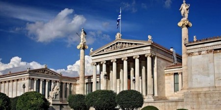 Καθοριστική η συμβολή του ΕΚΠΑ όσον αφορά σε επιστημονικές δημοσιεύσεις για COVID-19