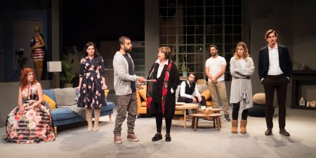 «Όποιος θέλει να χωρίσει… να σηκώσει το χέρι του!»