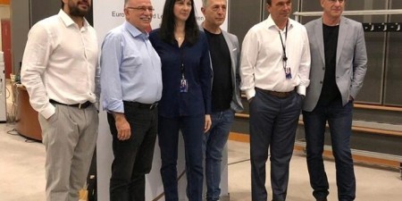 Ερώτηση Ευρωβουλευτών ΣΥΡΙΖΑ σε Κομισιόν για ενιαίους κανόνες στις μεταφορές και υποχρεωτικά αρνητικά τεστ κορονοϊού πριν από τα ταξίδια