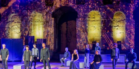 Η ”ΟΜΟΡΦΗ ΠΟΛΗ ” του ΜΙΚΗ ΘΕΟΔΩΡΑΚΗ