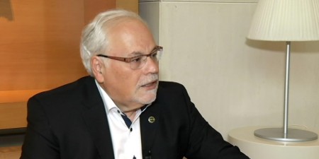 Ο Γιώργος Παυλάκης, Επικεφαλής Εμβολίων του Εθνικού Ινστιτούτου των ΗΠΑ, μιλά για τα εμβόλια