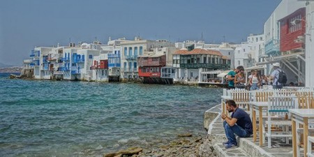 Μέτρα στήριξης του τουρισμού και κανόνες μετακίνησης στη συζήτηση ΣΕΤΕ – Κυβέρνησης