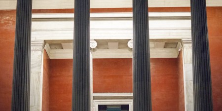 Πολιτικό τσουνάμι από την «ιδιωτικοποίηση» των μουσείων