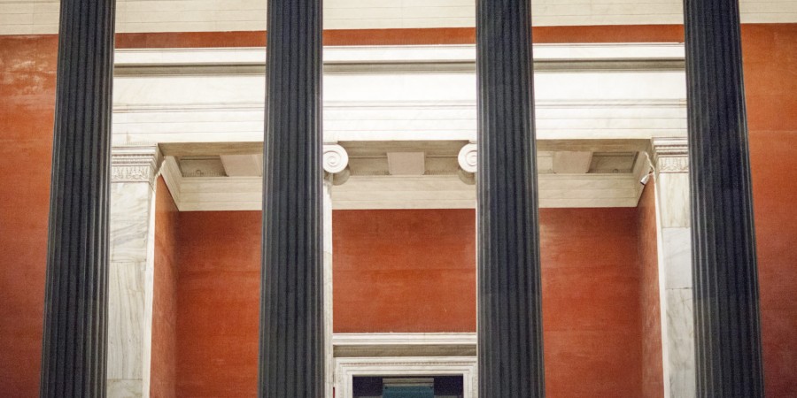 Πολιτικό τσουνάμι από την «ιδιωτικοποίηση» των μουσείων