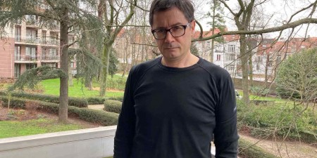 Γιώργος Χαντζής: «Το δέρμα της ειρωνείας»