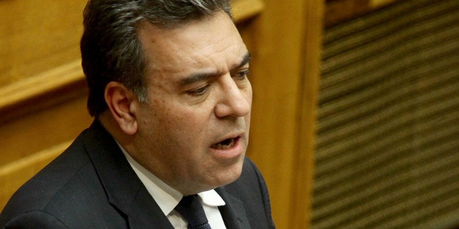 Άμεση λύση ζητά ο Μάνος Κόνσολας από τον Υπουργό Εργασίας για τις συντάξεις