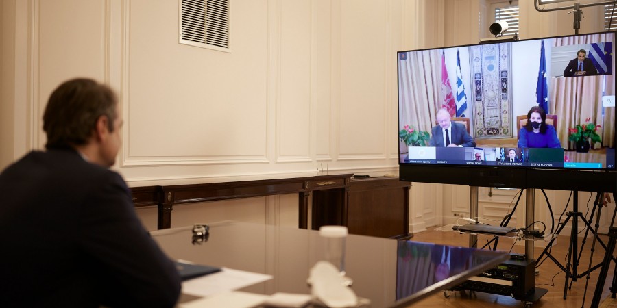 Υπογραφή δύο συμβάσεων με την Ευρωπαϊκή Τράπεζα Επενδύσεων για τις «πράσινες» πρωτοβουλίες