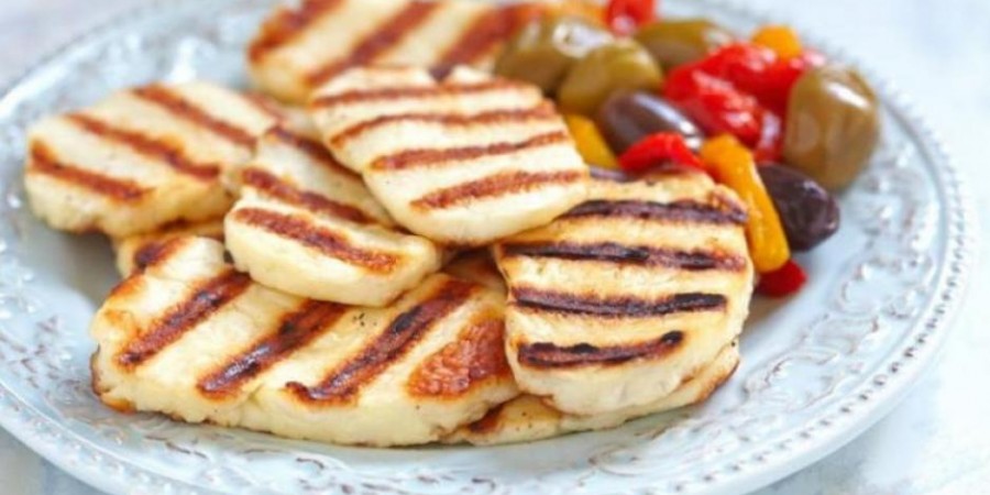 Χαλούμι: Το πιο πολιτικοποιημένο τυρί της ΕΕ