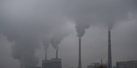 Το ΕΚ ζητά εισφορά άνθρακα σε κάποιες εισαγωγές, για πιο φιλόδοξες κλιματικές δράσεις