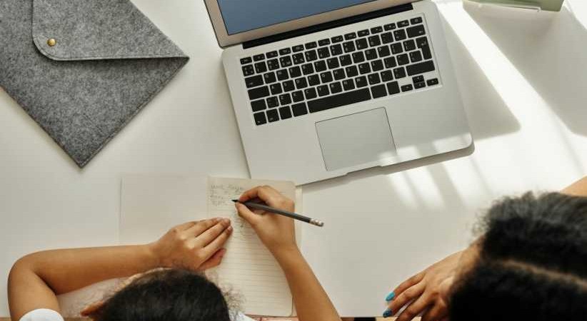 «Ψηφιακή μέριμνα»: Χρήσιμες πληροφορίες για τα voucher