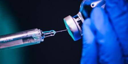 Πόσο διαρκεί η προστασία που παρέχουν τα εμβόλια κατά του SARS-COV-2