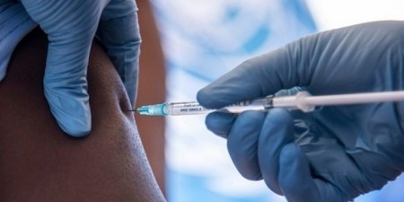 Ερώτηση 33 βουλευτών της Κ.Ο. του ΣΥΡΙΖΑ με θέμα: «Εμβολιασμοί τρίτων προσώπων με τη χρήση προσωπικών στοιχείων Υγειονομικών»