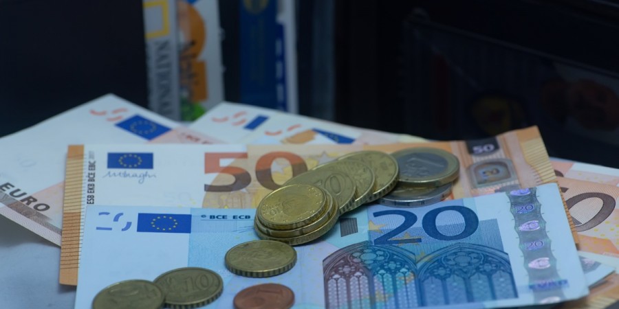 Ποιοι έχουν δικαίωμα αίτησης στην Επιστρεπτέα 7