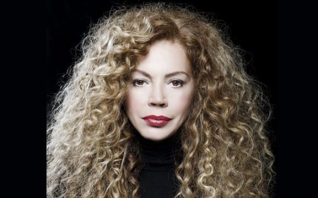 Η Ελένη Δήμου τραγουδά Γιάννη Σπανό