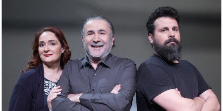 Περιμένοντας τον Καραϊσκάκη