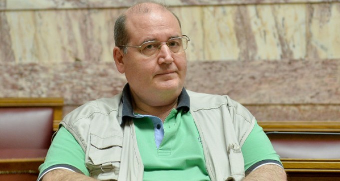 Νίκος Φίλης: «Να πληρωθούν και οι 77.415 θέσεις εισακτέων στα ΑΕΙ»