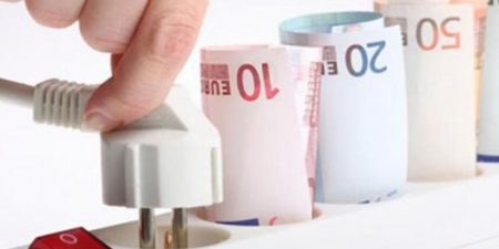 Συναγερμός από την άνοδο των τιμών του ρεύματος στη χονδρεμπορική αγορά