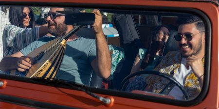 H FM Records παρουσιάζειν “tou topou” των TOPOS