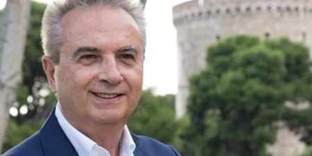 Ο ναρκισσισμός και η προκλητική σπατάλη των δισεκατομμυριούχων