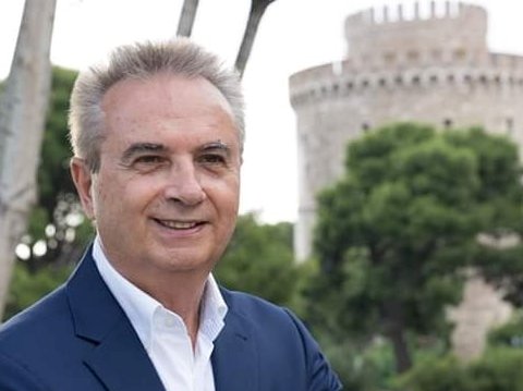 Ο ναρκισσισμός και η προκλητική σπατάλη των δισεκατομμυριούχων