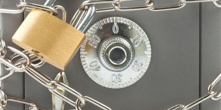 ΚΙΝΑΛ: «Η συρρίκνωση του δικτύου καταστημάτων των τραπεζών και η επίπτωση της στην ελληνική οικονομία και κοινωνία»