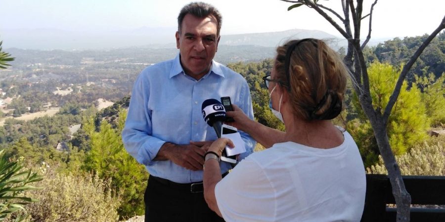 Ο Μάνος Κόνσολας ζητά μειώσεις στο λογαριασμό της ΔΕΗ για πολίτες και επιχειρήσεις σε Κω, Κάλυμνο και Λέρο λόγω των διακοπών ρεύματος