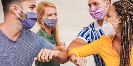 Ο κίνδυνος νεαρών ανδρών για νόσηση από COVID-19 φαίνεται ότι έχει υποτιμηθεί