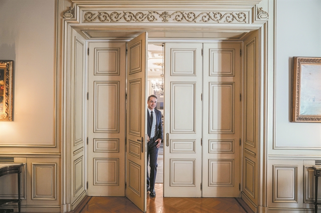 Εσωτερική αναδιάταξη δυνάμεων στο Μαξίμου