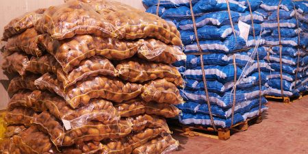 Παραπέμπεται εταιρεία που διακινούσε ποσότητες πατάτας με ψεύτικη ένδειξη