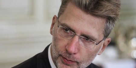 Κυβέρνηση: Σε αναστολή καθηκόντων από 1η Σεπτεμβρίου οι ανεμβολίαστοι υγειονομικοί