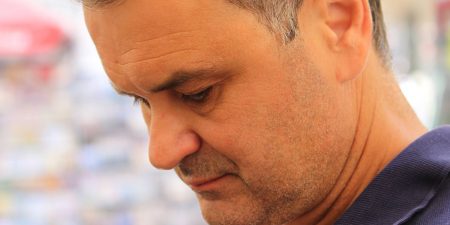 Άρθρο του Σωκράτη Ξυνίδη: Ιεραρχία και Covid19