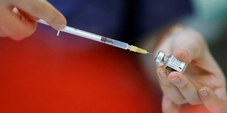 Σταδιακή μείωση της αποτελεσματικότητας του αντιγριπικού εμβολίου και αύξηση των νοσηλειών λόγω εποχικής γρίπης λίγους μήνες μετά τον εμβολιασμό