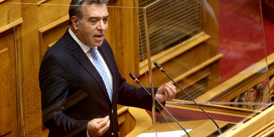 Πρόταση Μάνου Κόνσολα για να μπει τέλος στα φαινόμενα έμφυλης βίας και στις γυναικοκτονίες