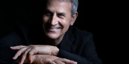 Ο ΓΙΩΡΓΟΣ ΝΤΑΛΑΡΑΣ συνεχίζει τις καλοκαιρινές του συναυλίες